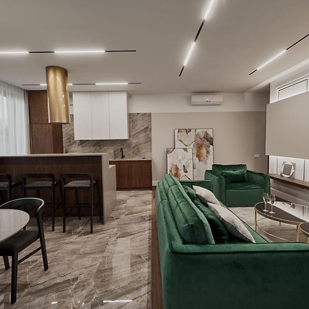 Kostjukowski Apartments Avalon 리비프 외부 사진